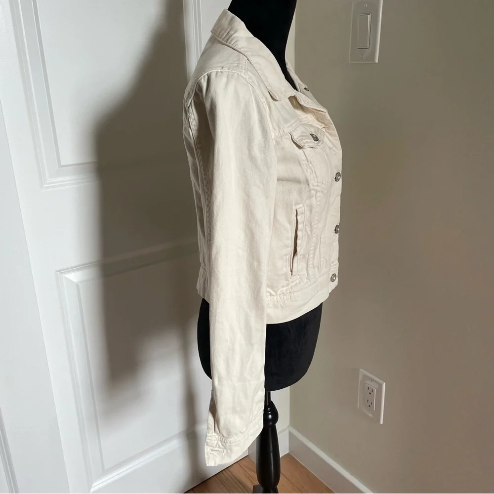 Free People Ecru White Button Up Patch Sleeve Rumors Denim Jacket Size XS - Picture 6 of 11